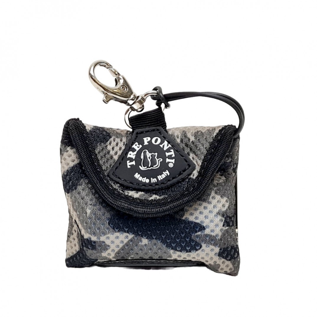 Tre Ponti poepzakjes houder mesh - camou grijs Tre Ponti poepzakjes houder mesh - camou grijs